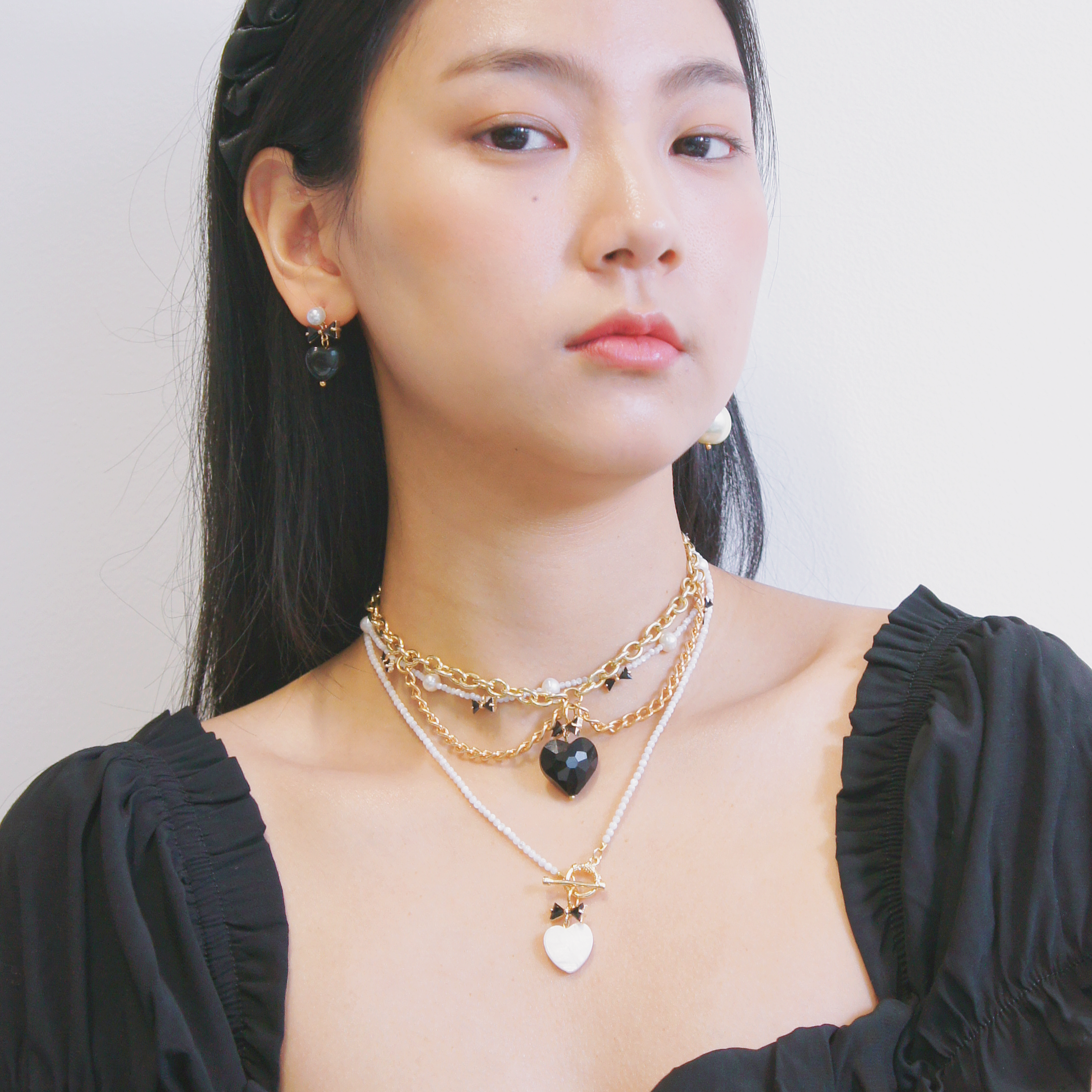 Whisper of Heart Choker Necklace with Golden Chain Collar and Faceted Glass Heart Pendant
