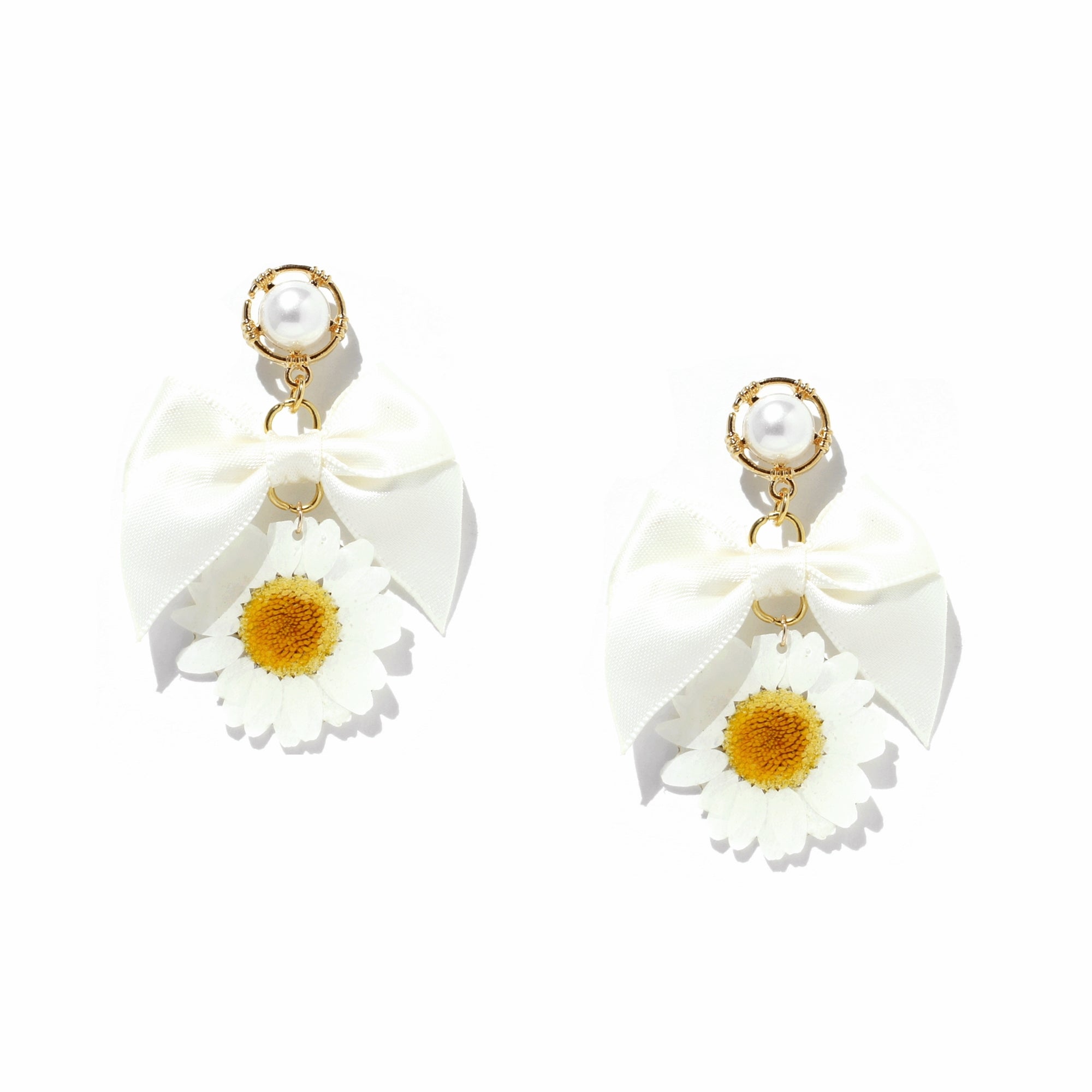 *REAL FLOWER* Daisy and Ribbon Bow Drop Earrings with Pearl Studs