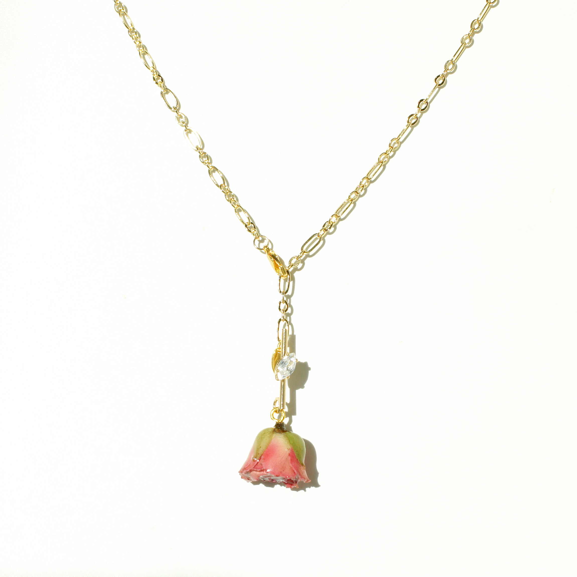 *REAL FLOWER* Rosa Brillante Rosebud Pendant Chain Necklace with Golden Stem and Crystal