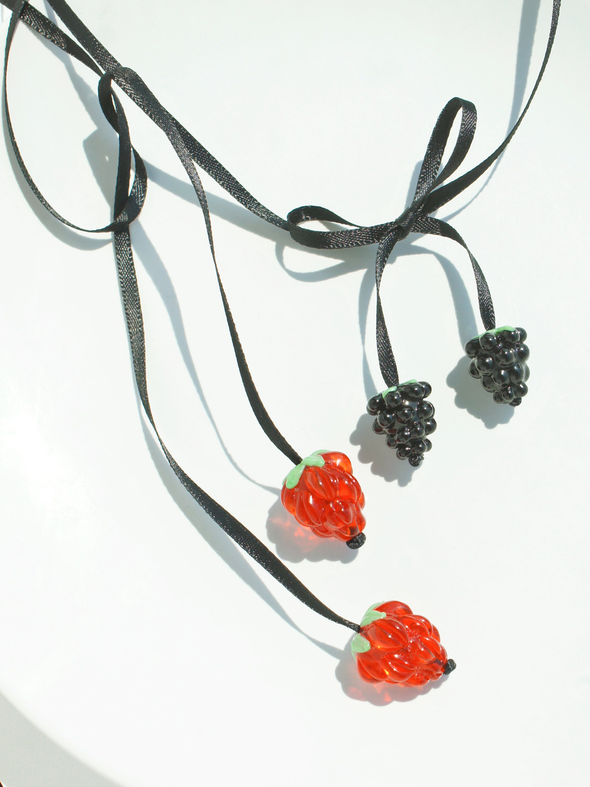 Very Berry Lampwork Glass Berries Open End Ribbon Choker