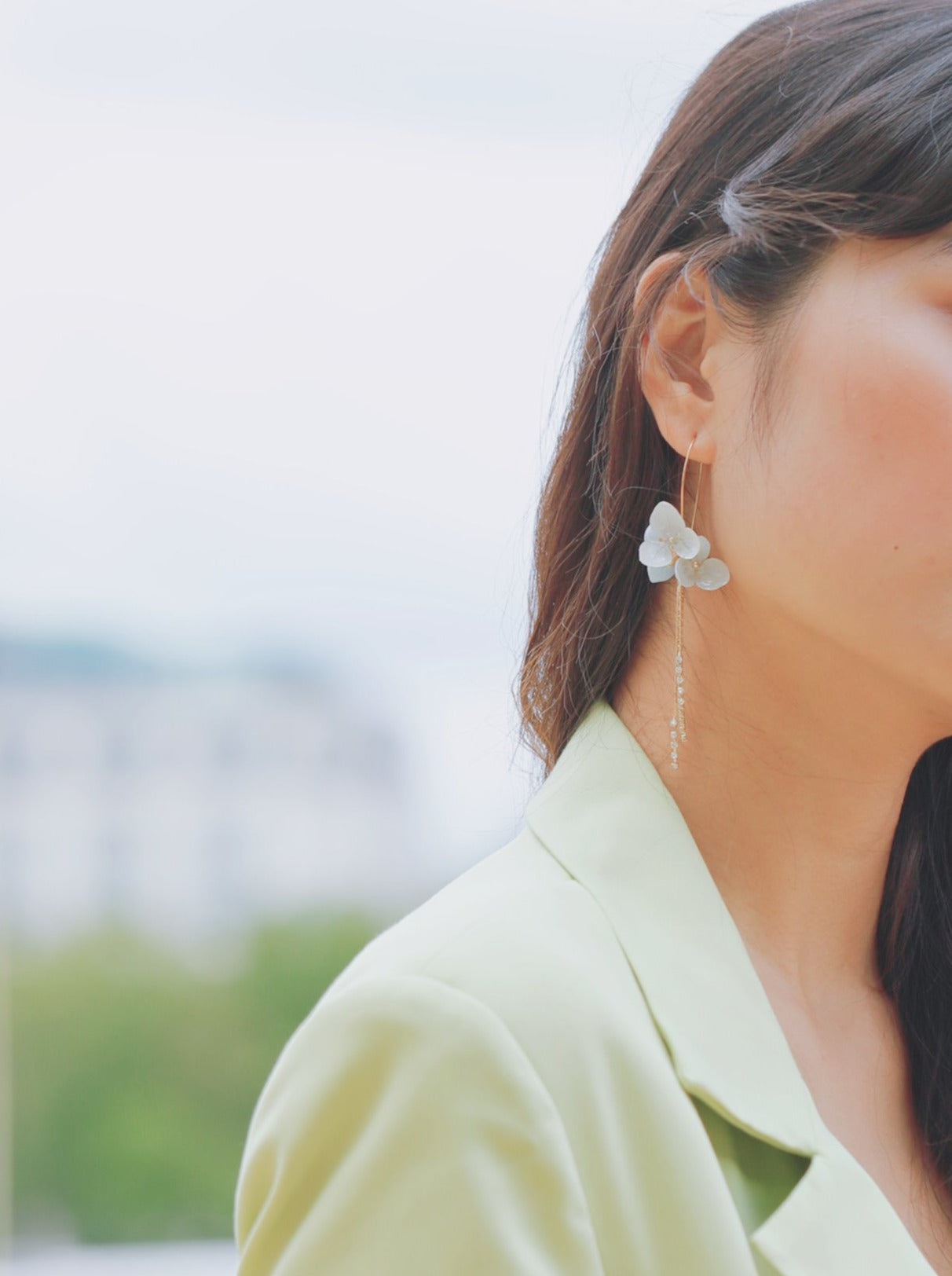 *REAL FLOWER* Libelle Hydrangea and Crystal Drop Earrings