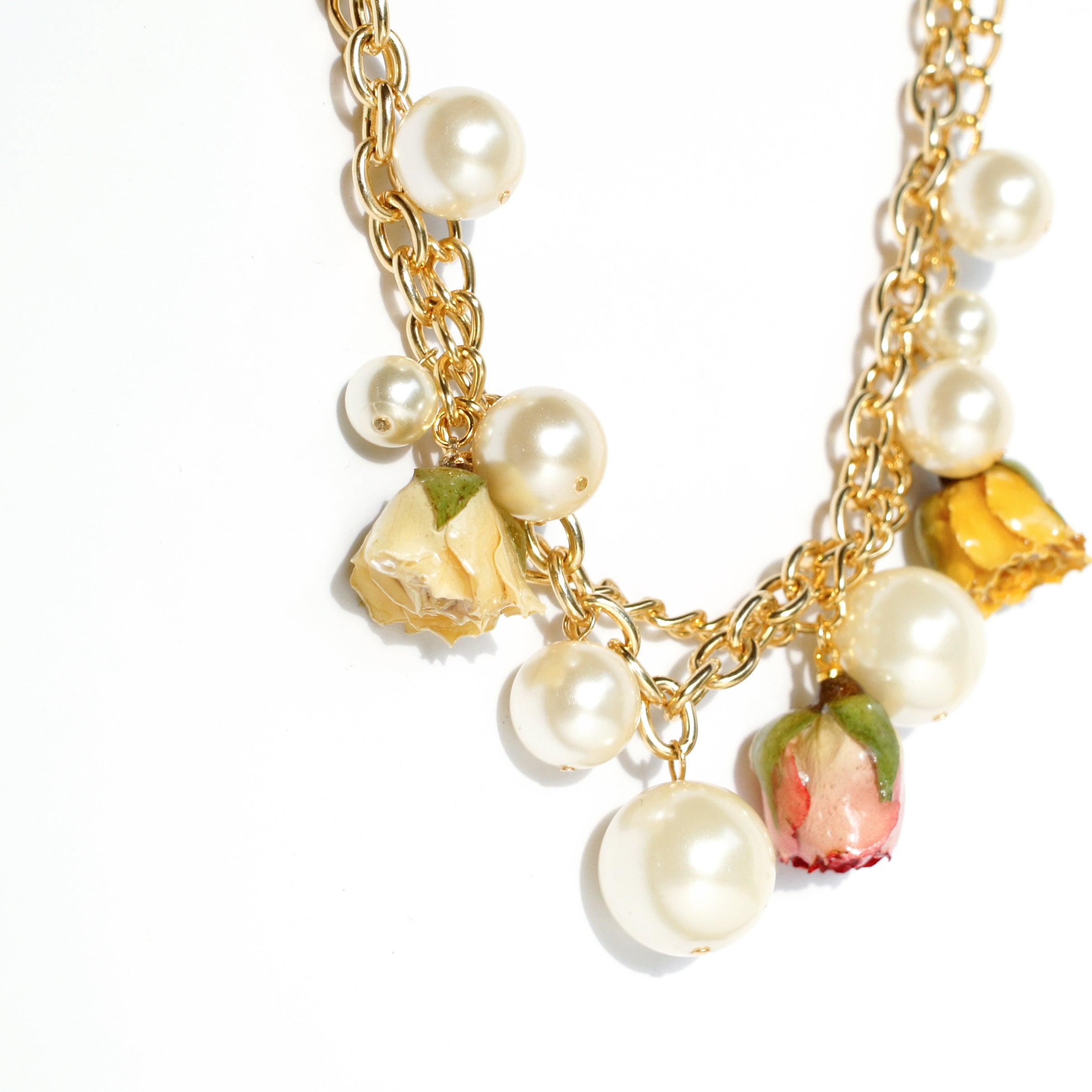 *REAL FLOWER* Queen Anne Necklace w Real Rosebuds