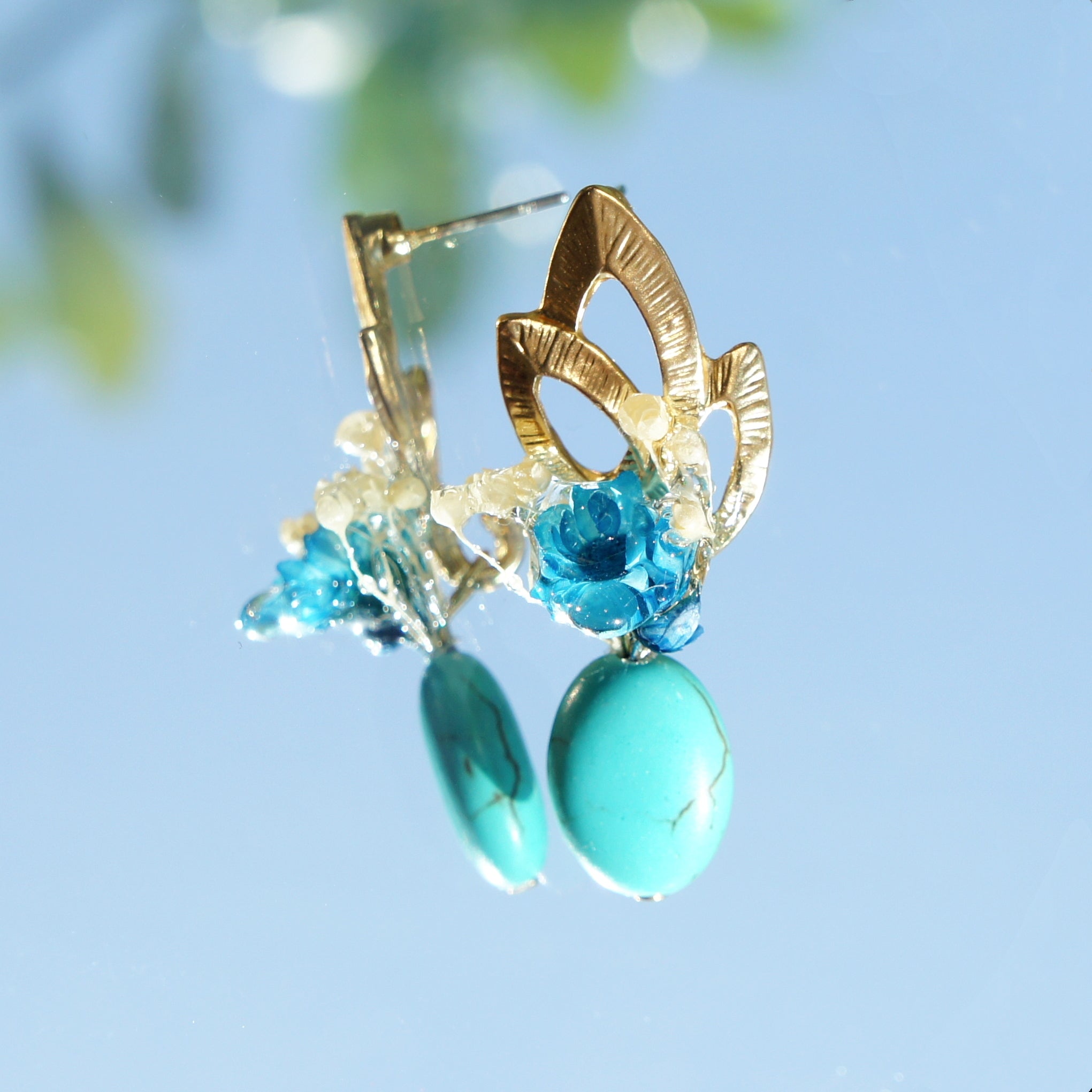 Monticelli Flowers in a Vase Turquoise Earrings