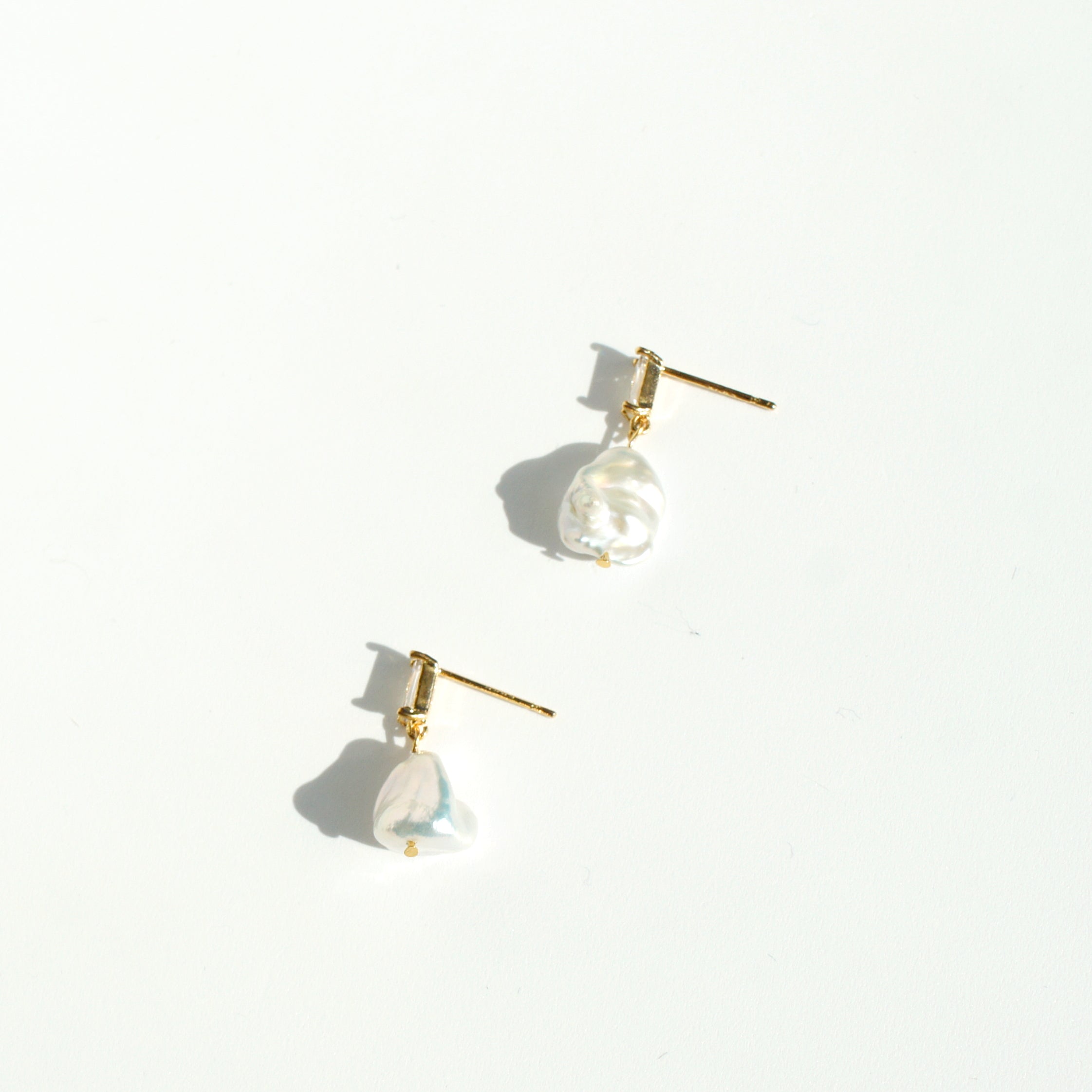 Le Petit Freshwater Pearl Drop Earrings