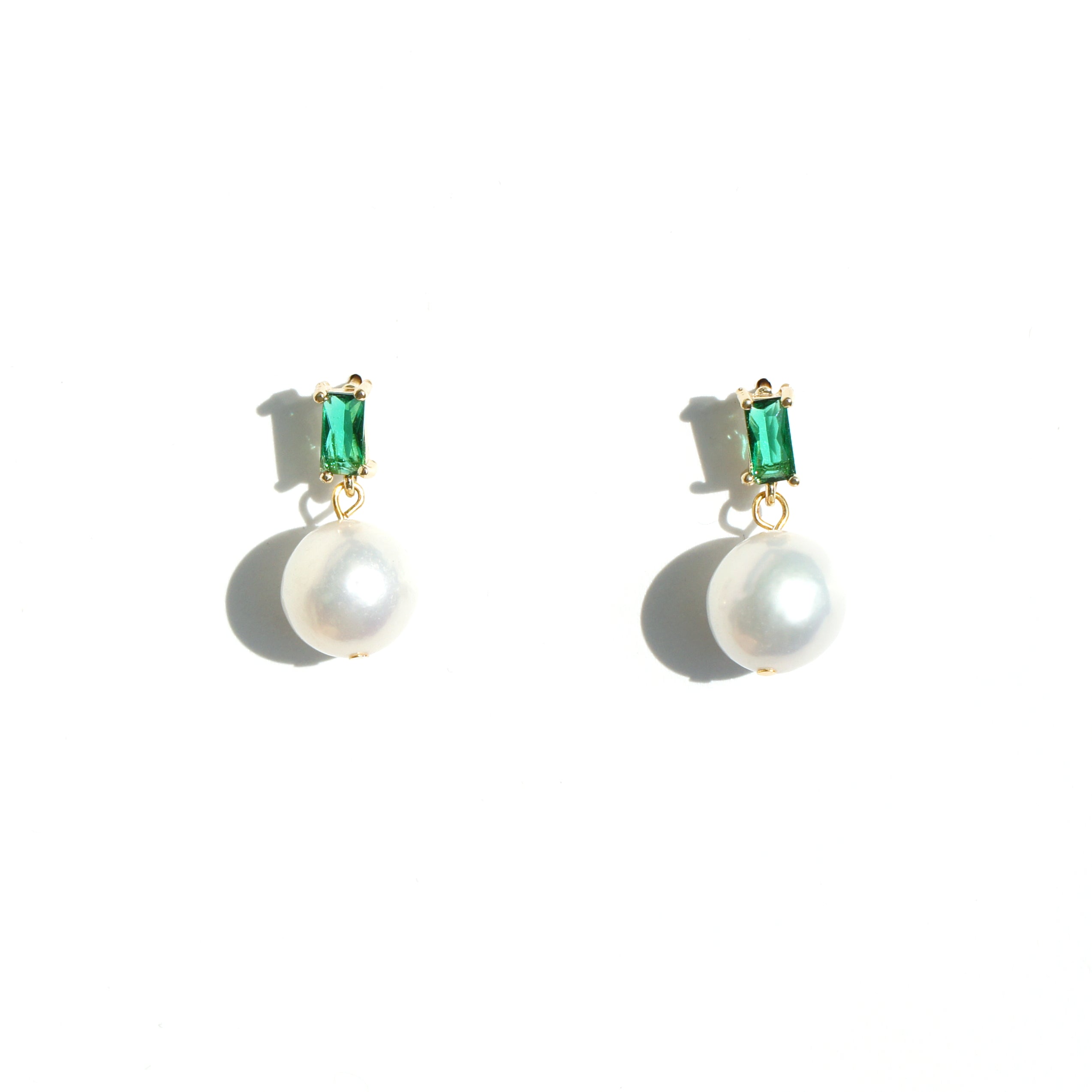 Le Petit Freshwater Pearl Drop Earrings