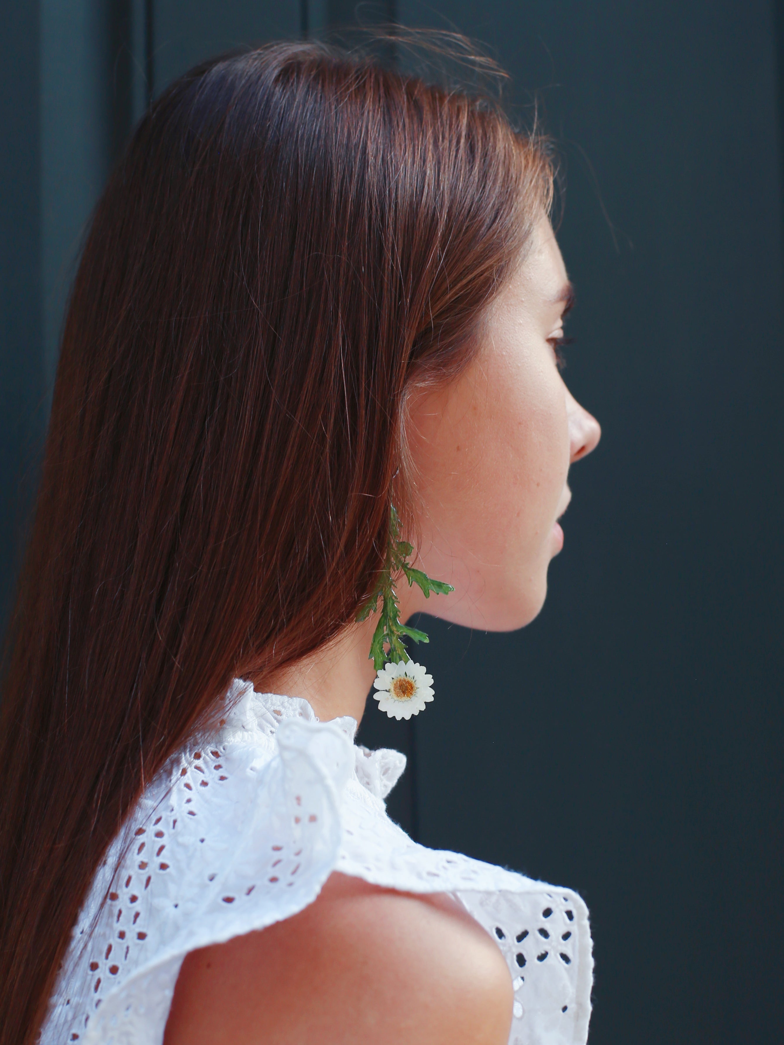 *Real Flower* Daisy with Stem Single Earring