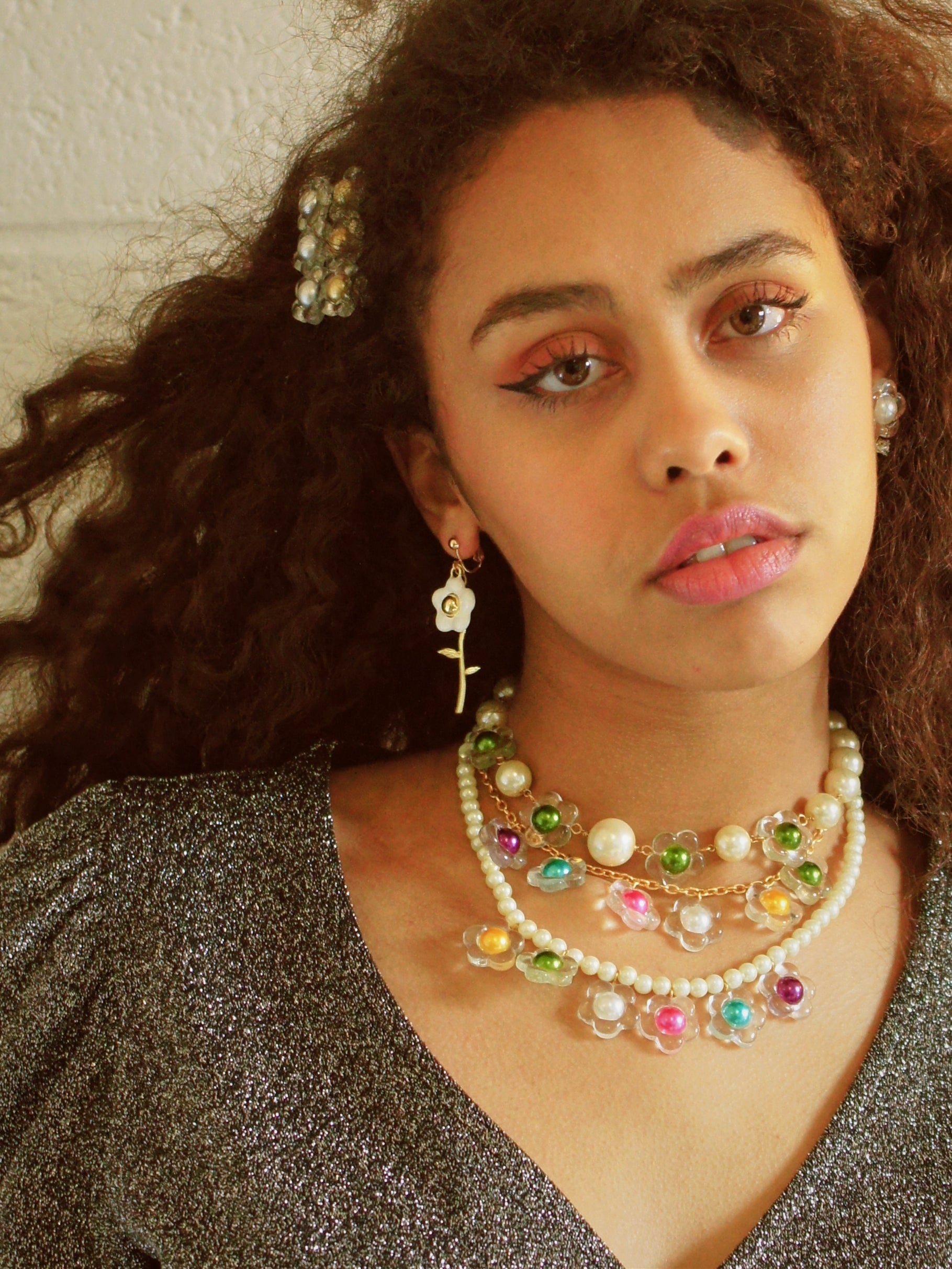 Flower Power Resin Flower and Pearl Necklace