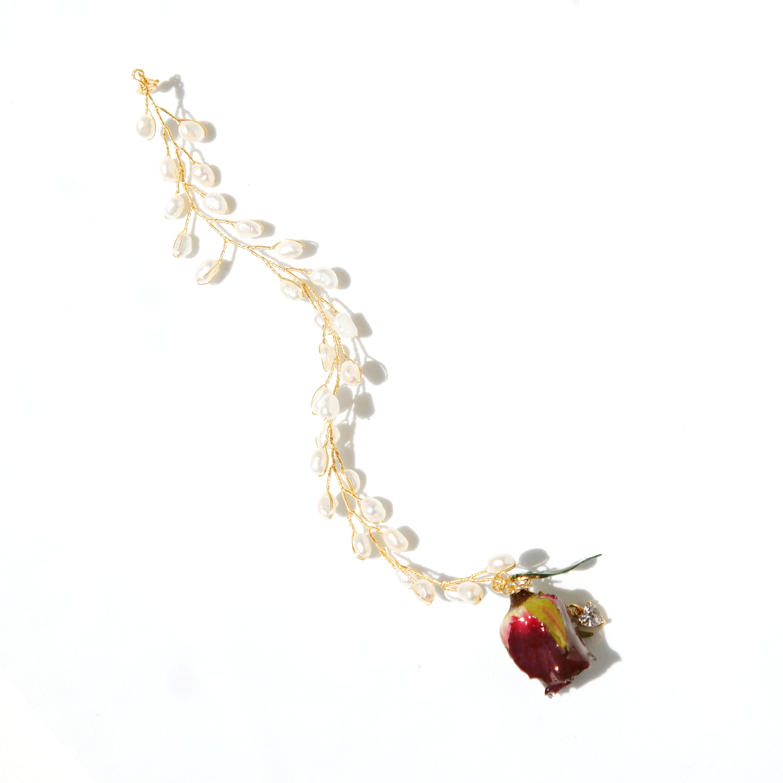 *REAL FLOWER* Grande Amore Freshwater Pearl Bracelet with Rosebud Charm