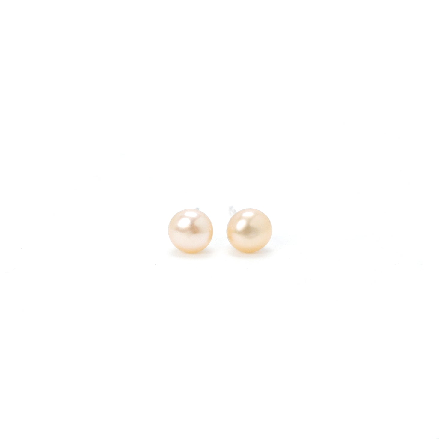 Freshwater Pearl Stud Earrings in Sterling Silver, 4-5mm