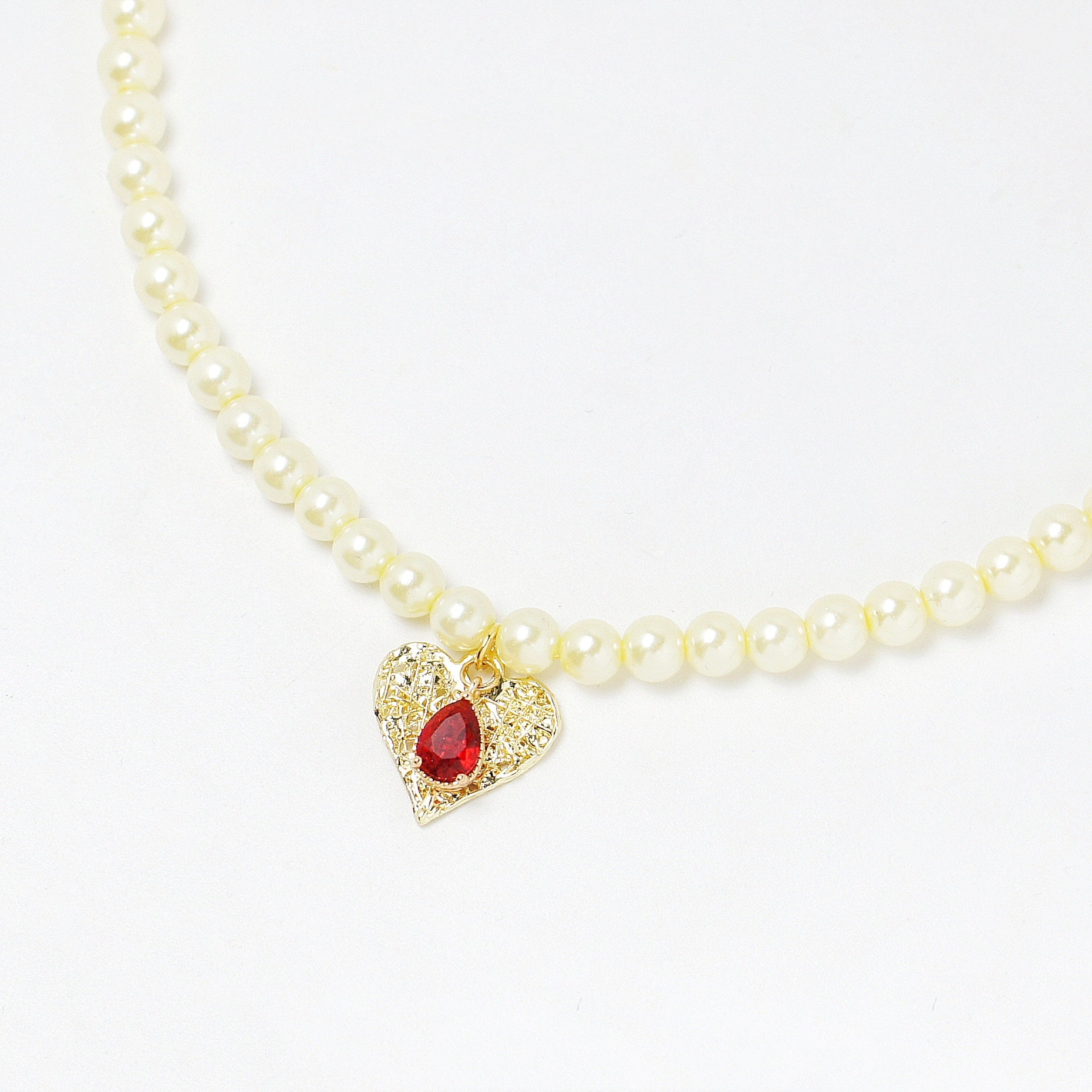 My Precious Faux Pearl Collar Necklace with Crystal and Textured Heart Pendant