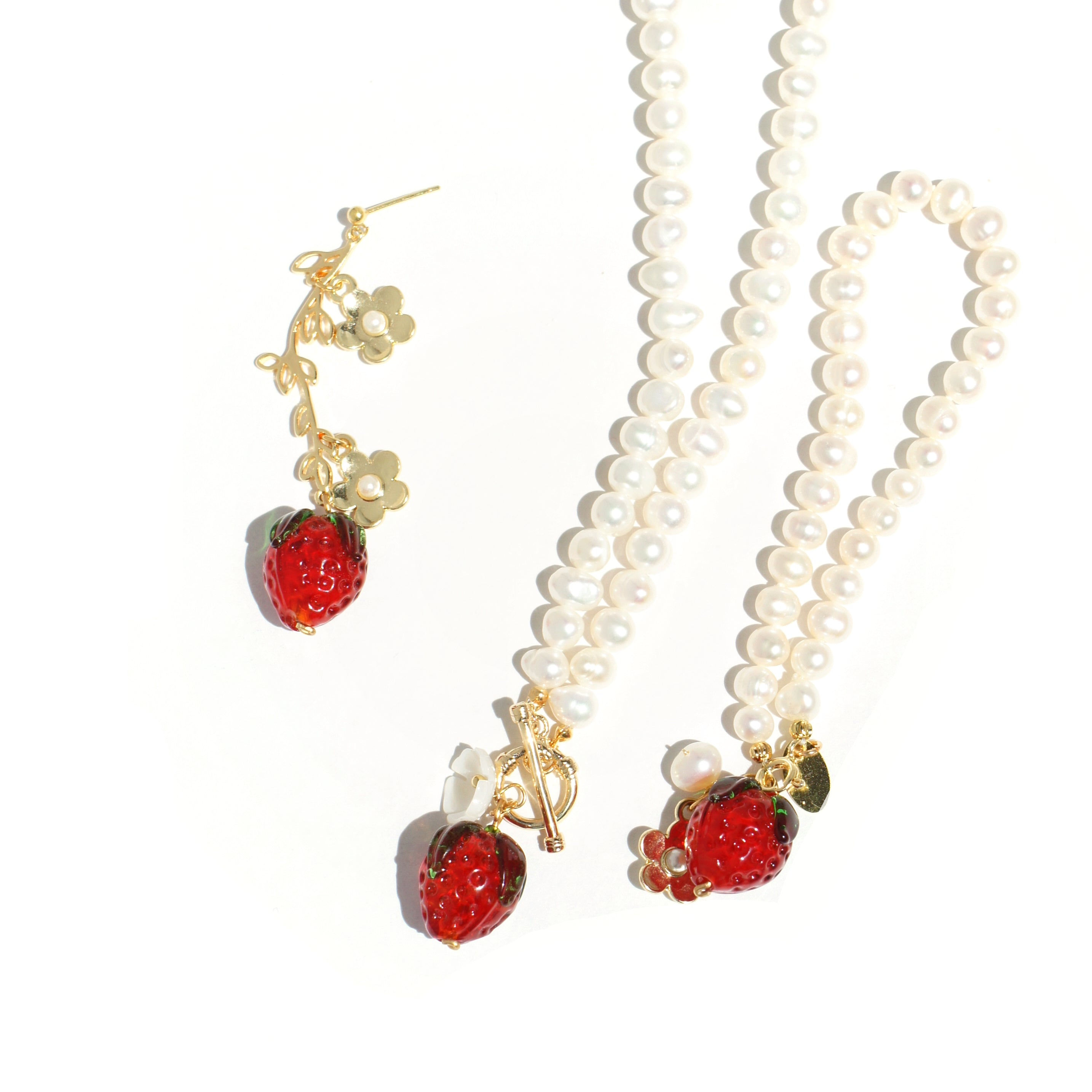 Strawberry and Flower Pearl Necklace